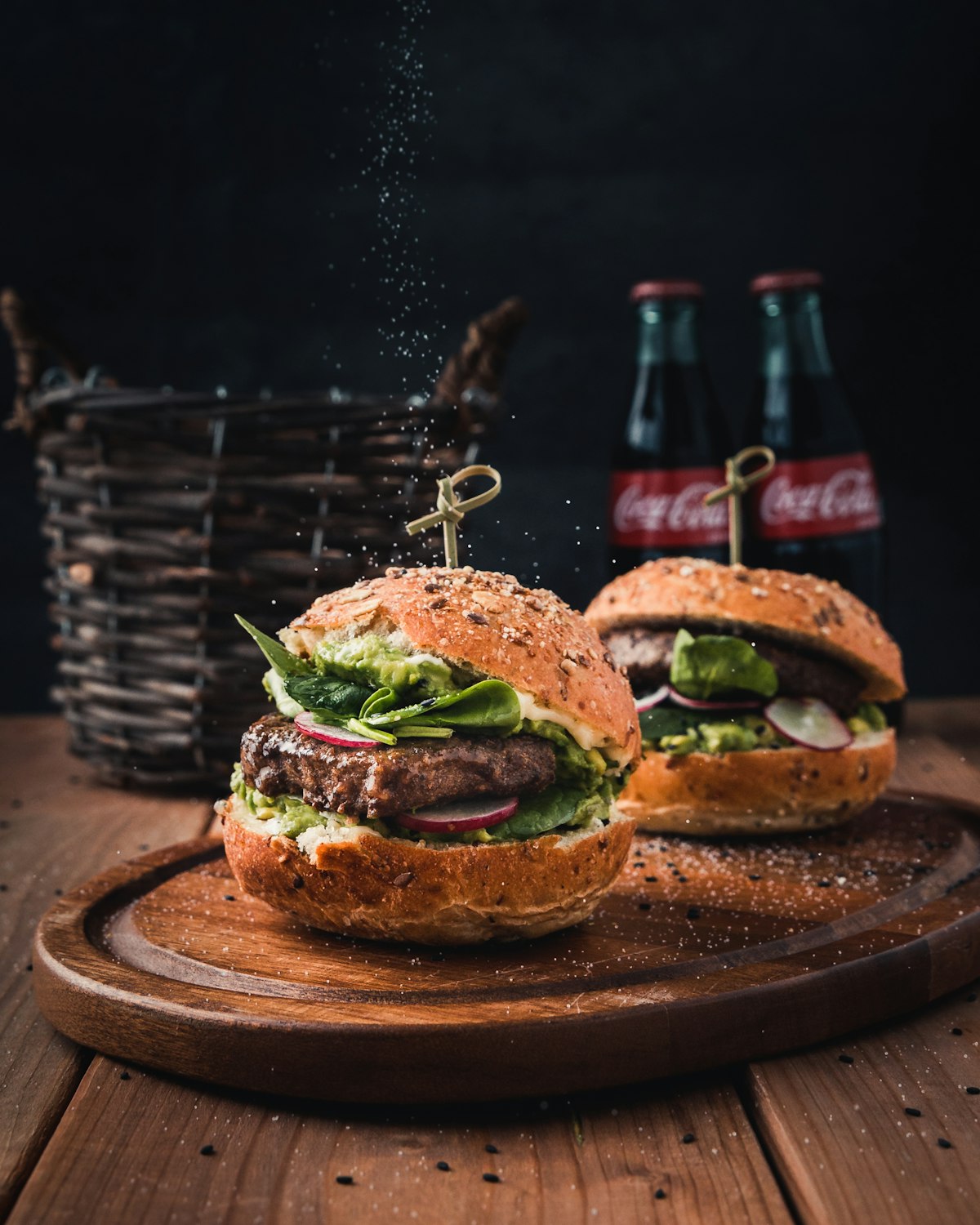 Nutritionally balanced athlete plate with grilled lean chicken, steamed broccoli, and fluffy brown rice